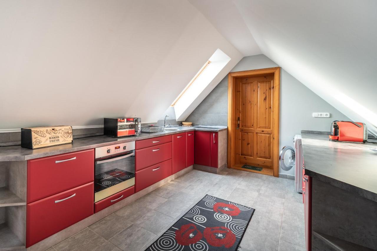 Buzavirag Apartman Keszthely Exterior foto